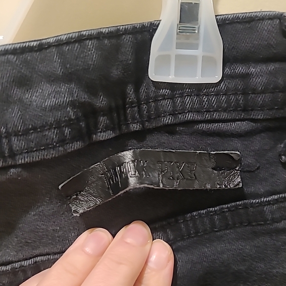 Black Pike Men's Jeans 38x32  Colorful Graphic Print Hemmed - Picture 5 of 12